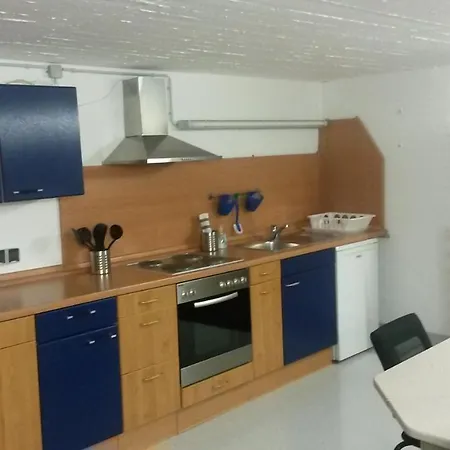 Spacious Cellar In Ratingen-tiefenbroich