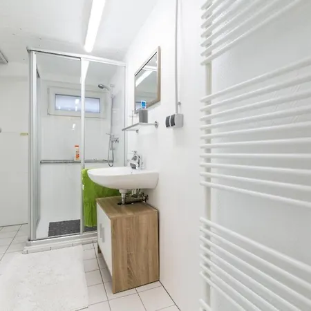 Apartamento Spacious Cellar In Ratingen-tiefenbroich